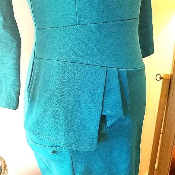 RETRO Vintage Style Wiggle Dress - Picture 4 of 6